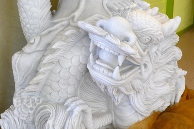 Kwan Yin draak - kopie.JPG